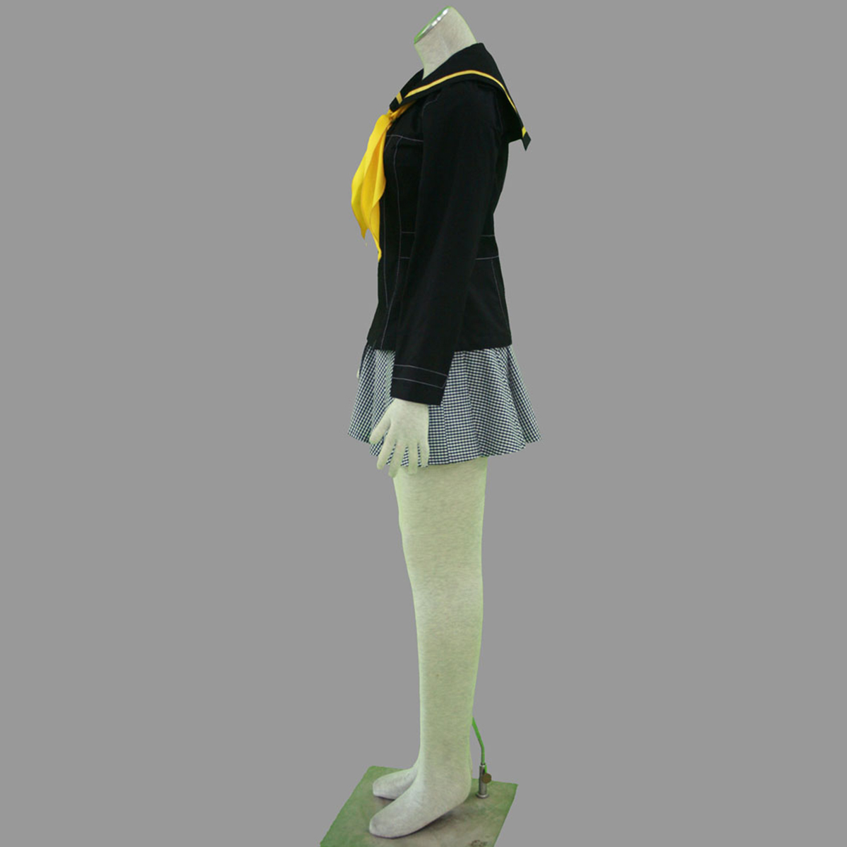 Shin Megami Tensei: Persona 4 Winter Female School Uniform Cosplay Costumes New Zealand Online Store